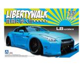 Aoshima Nissan R35 GTR Lb Works